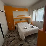 Host In Italy - 200M From The Sea, Beach Place Included